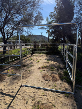 portable horse stall
