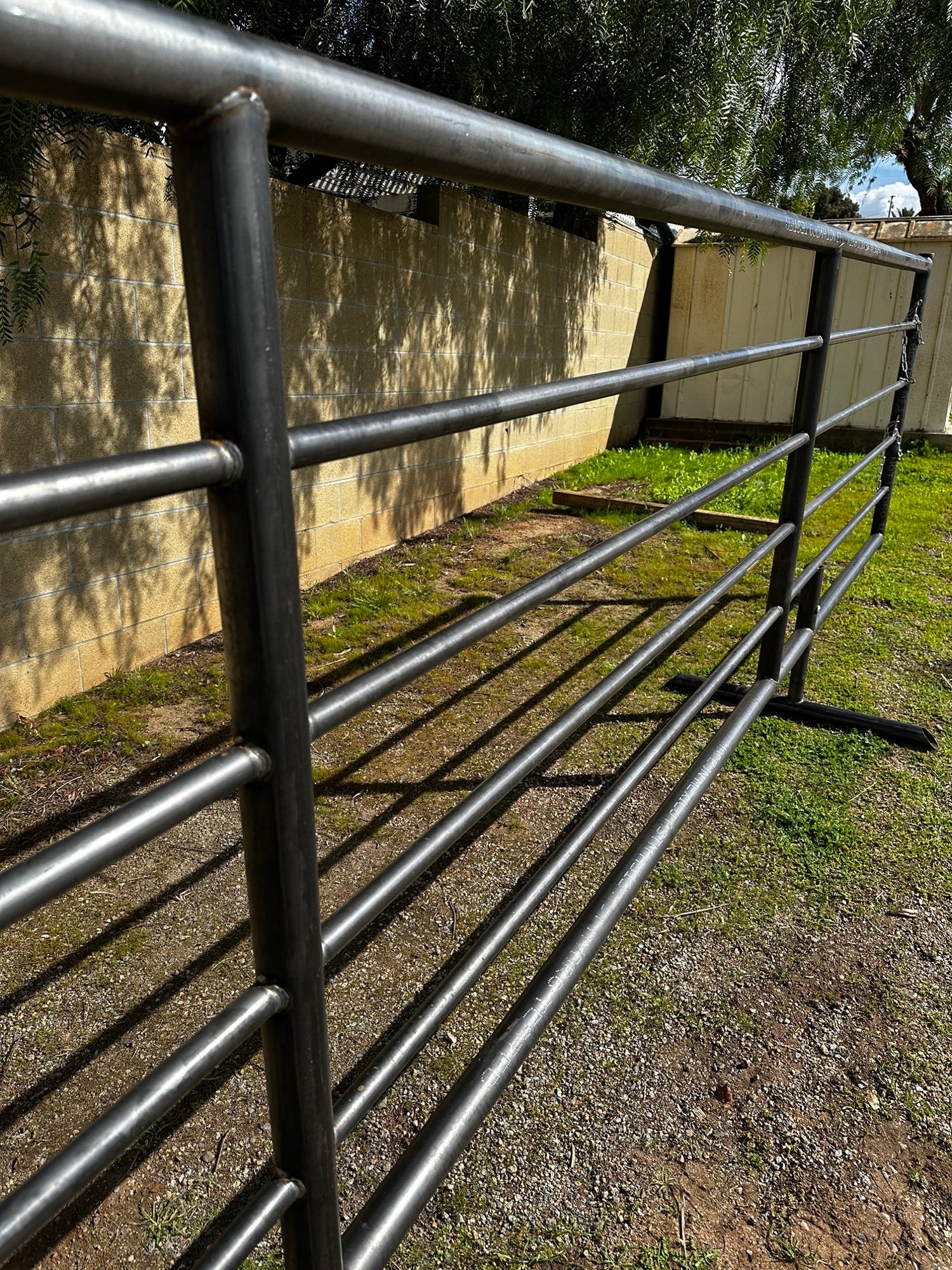 20ft Cattle Livestock Panels - Freestanding with Detachable Feet