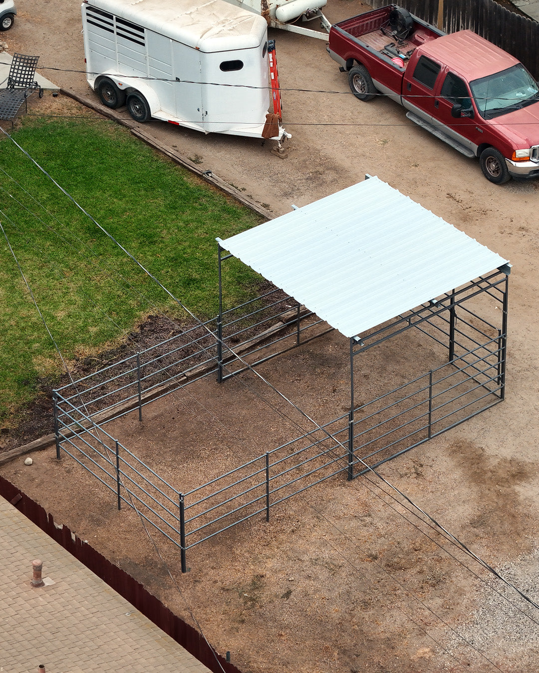 12x24 Stall with 12x12 Shelter (5 Rail)